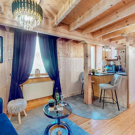 Holiday home Lovely In With Wifi